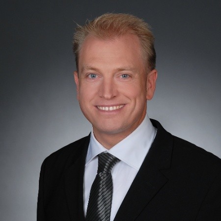  Dr. Christopher Iliou