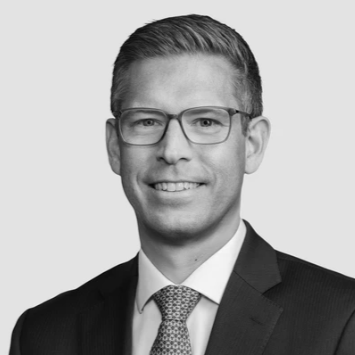 Dr.  Michael Weiß