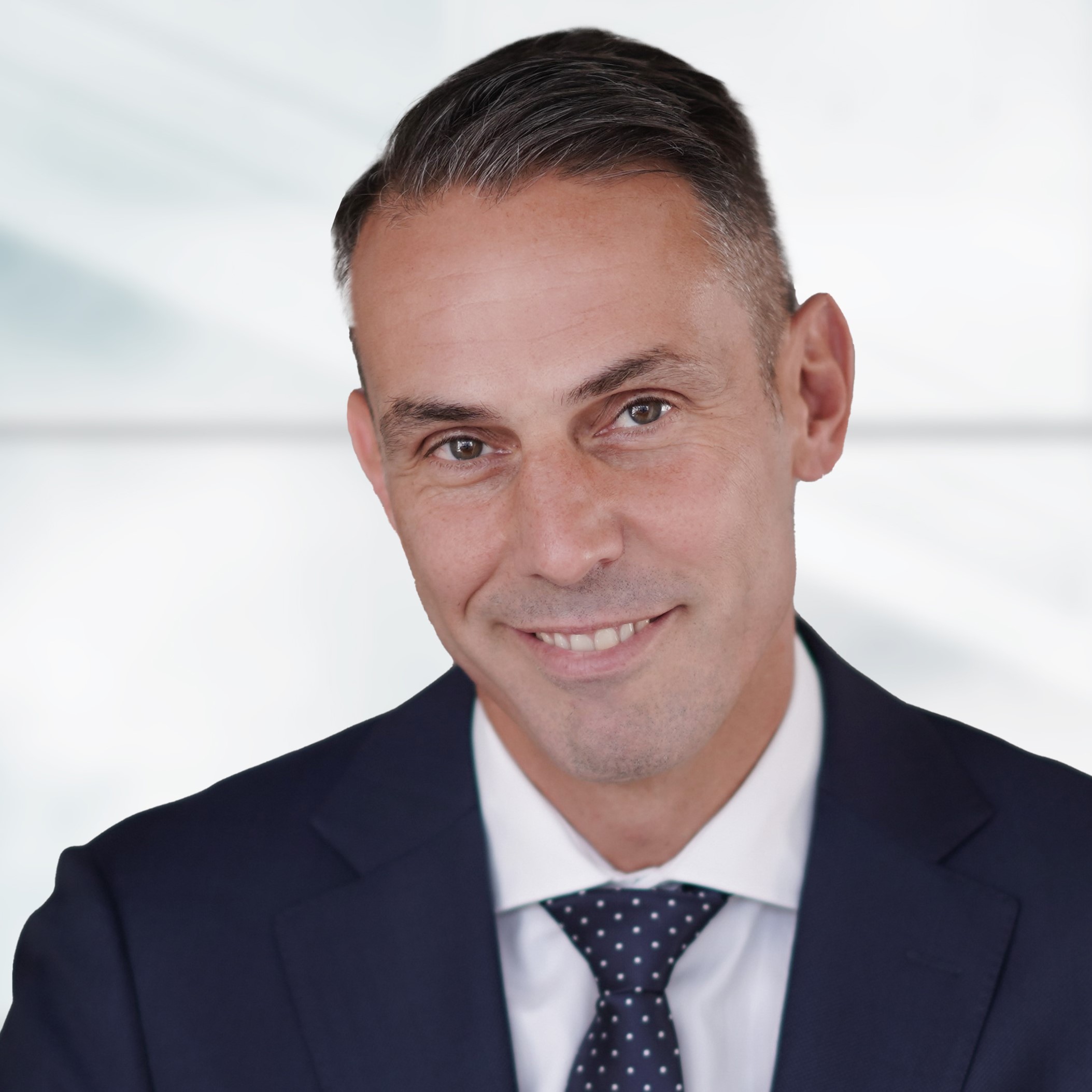 Dr. Steffen Schniepp