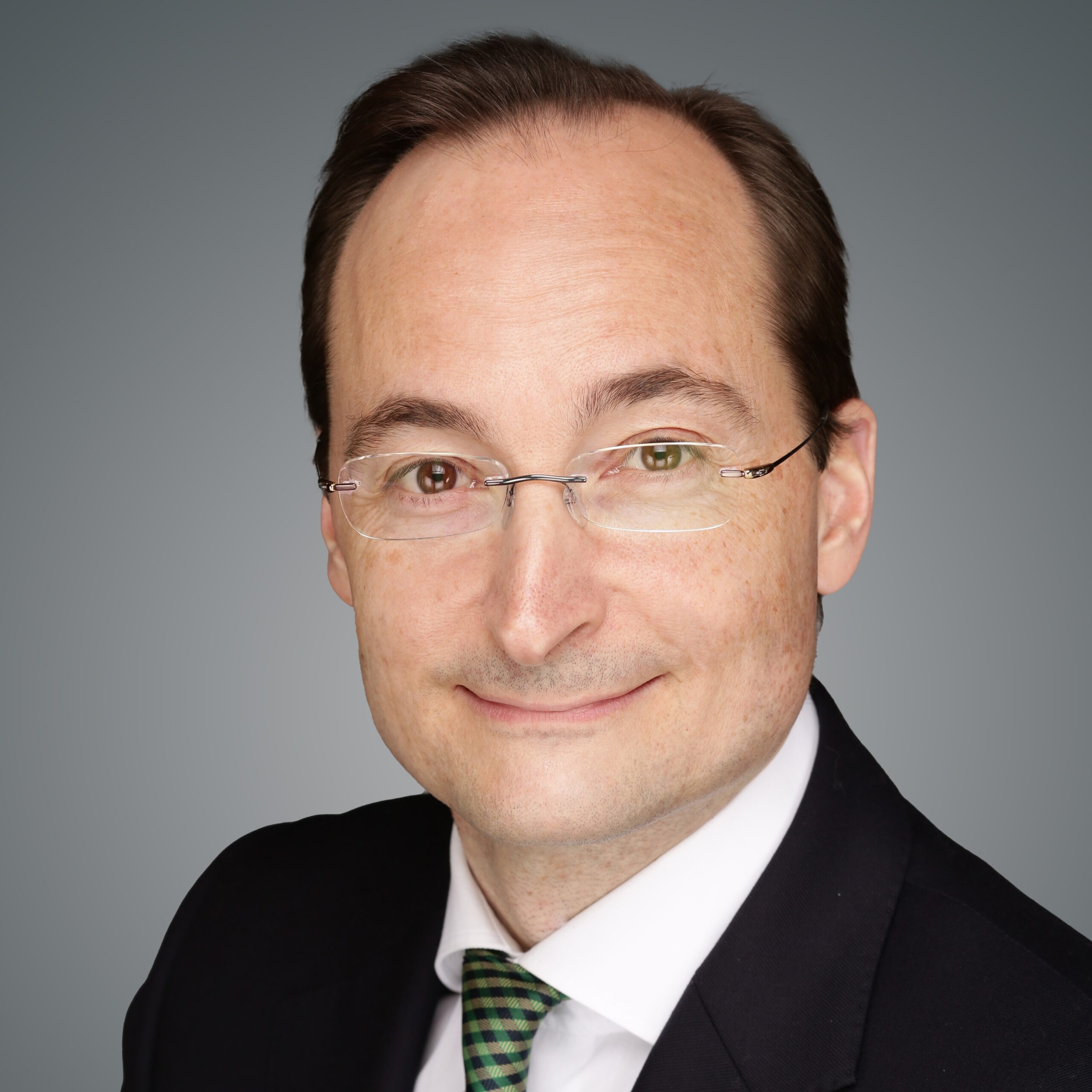 Dr. Dirk Notheis