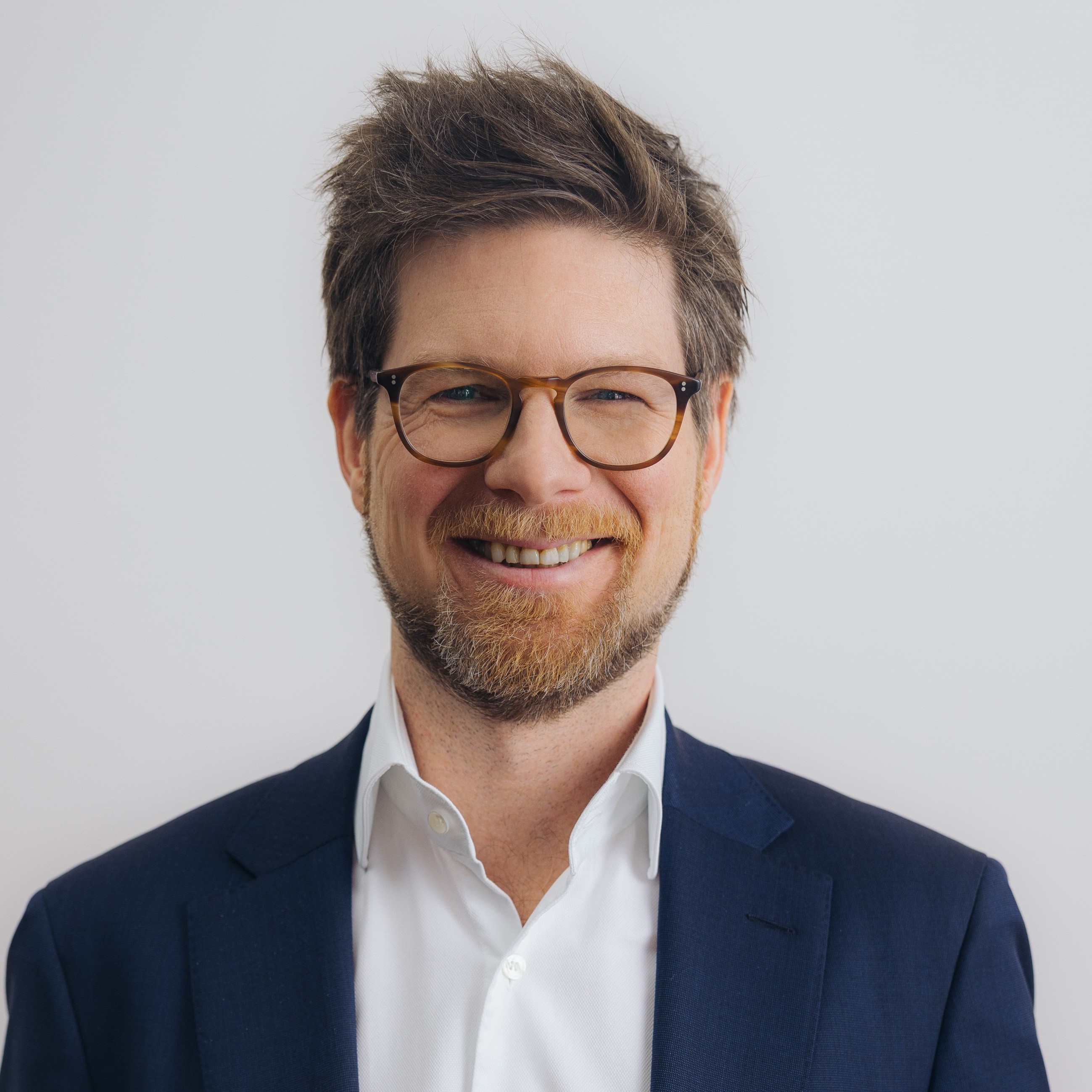  Daniel Jennewein